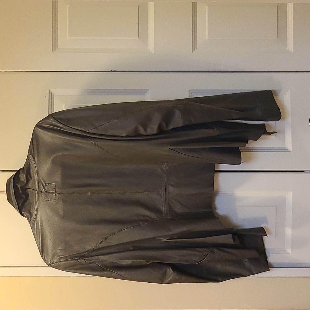 Dkny Leather Jacket - image 3